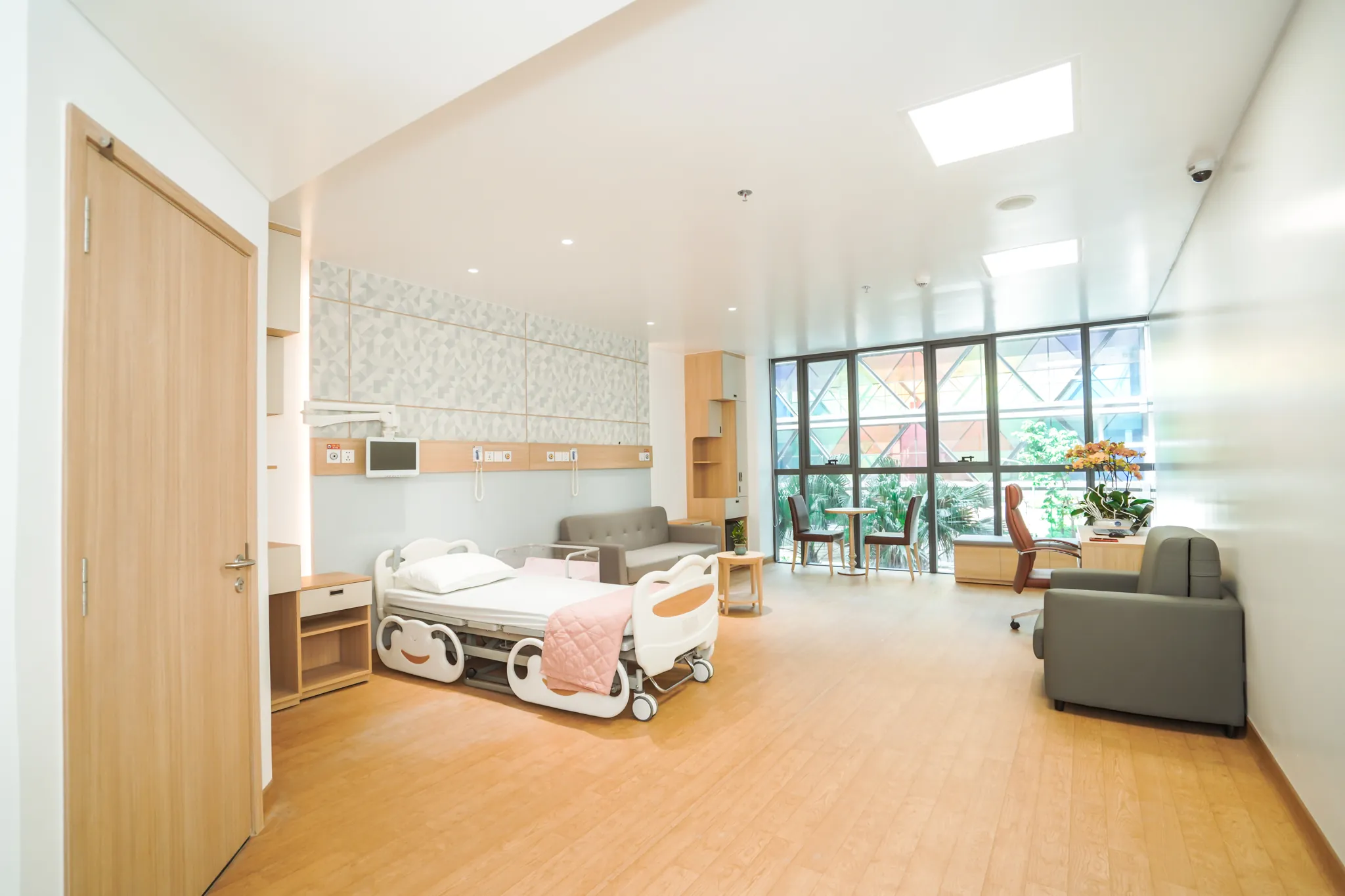 Hong Ngoc Phuc Truong Minh General Hospital - Interior — interior view 01