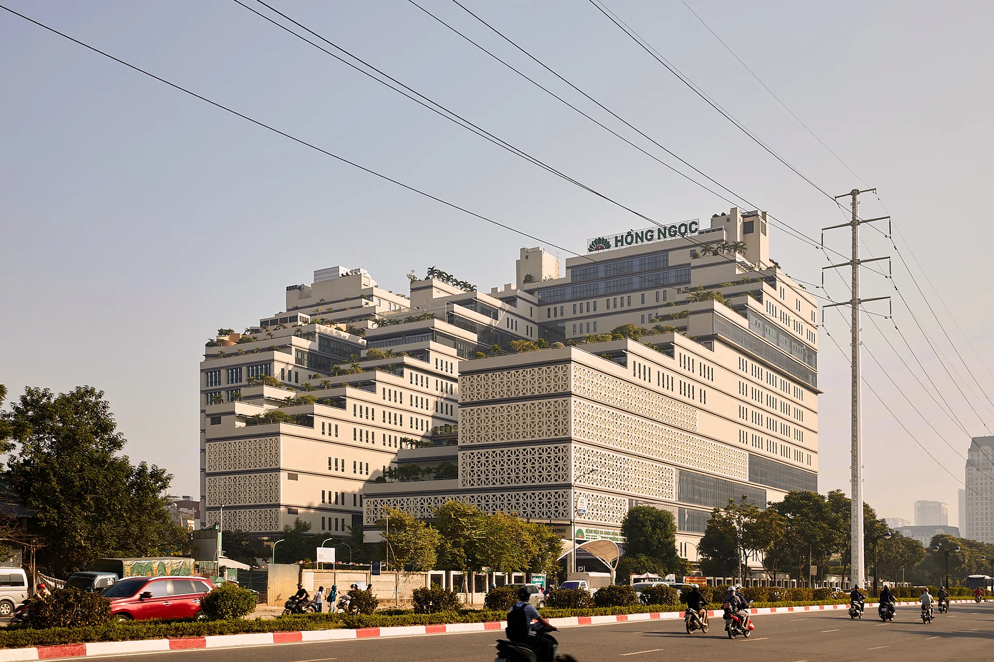 Hong Ngoc Phuc Truong Minh General Hospital - Interior — architectural view Oveview_26822.jpg