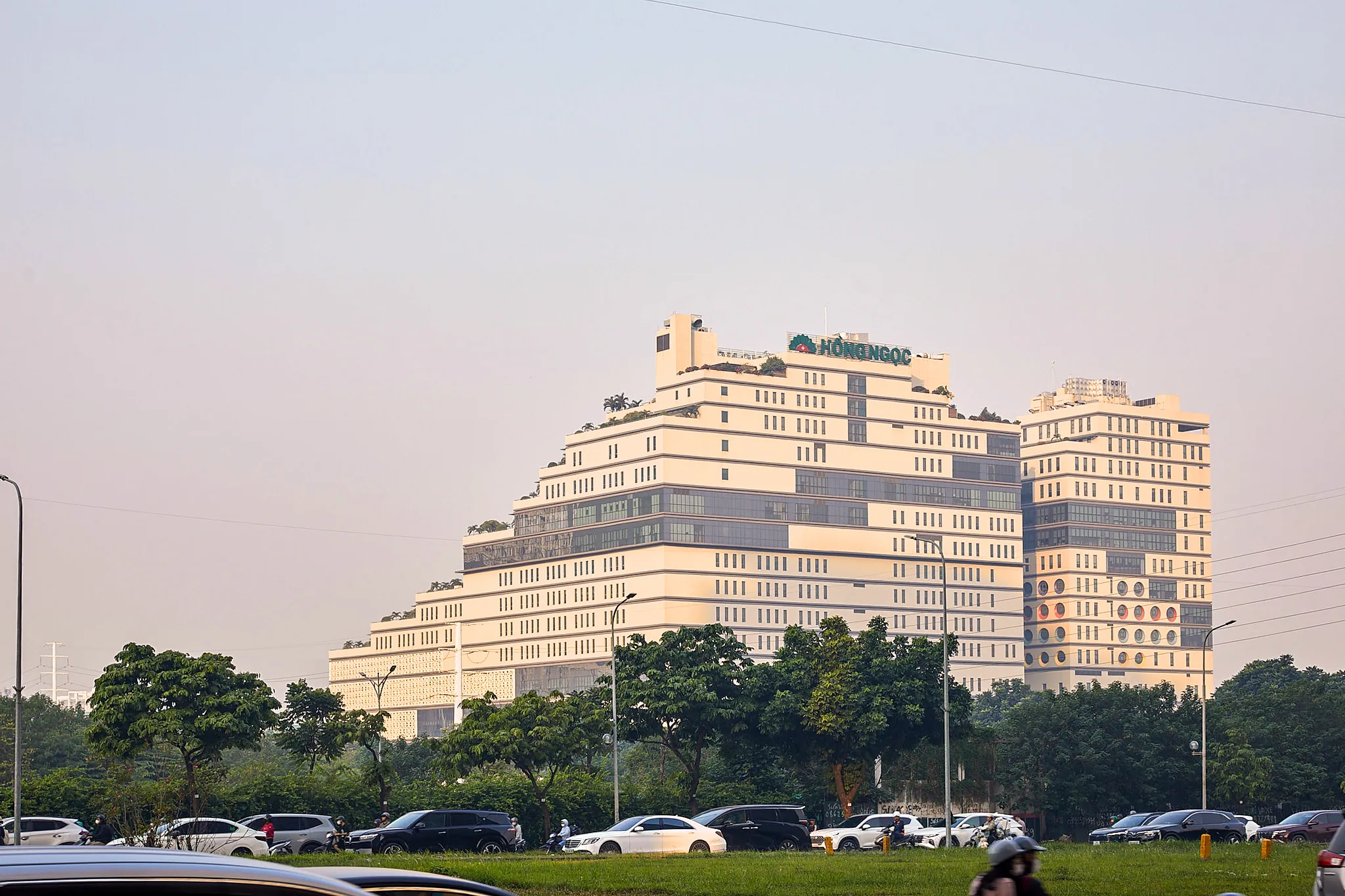 Hong Ngoc Phuc Truong Minh General Hospital - Interior — architectural view Oveview_27524.jpg